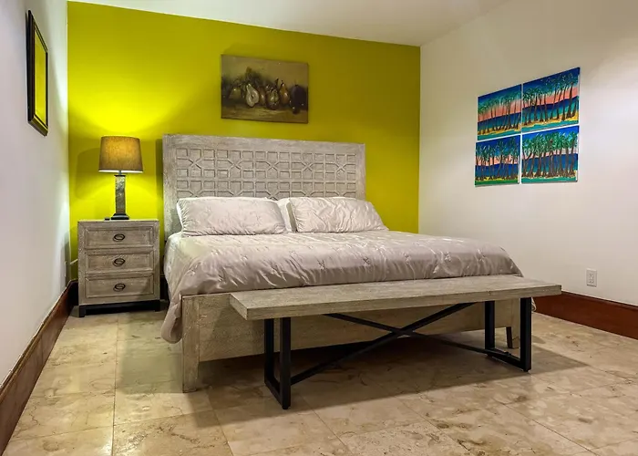 Anil Mar San Pedro (Ambergris Caye)